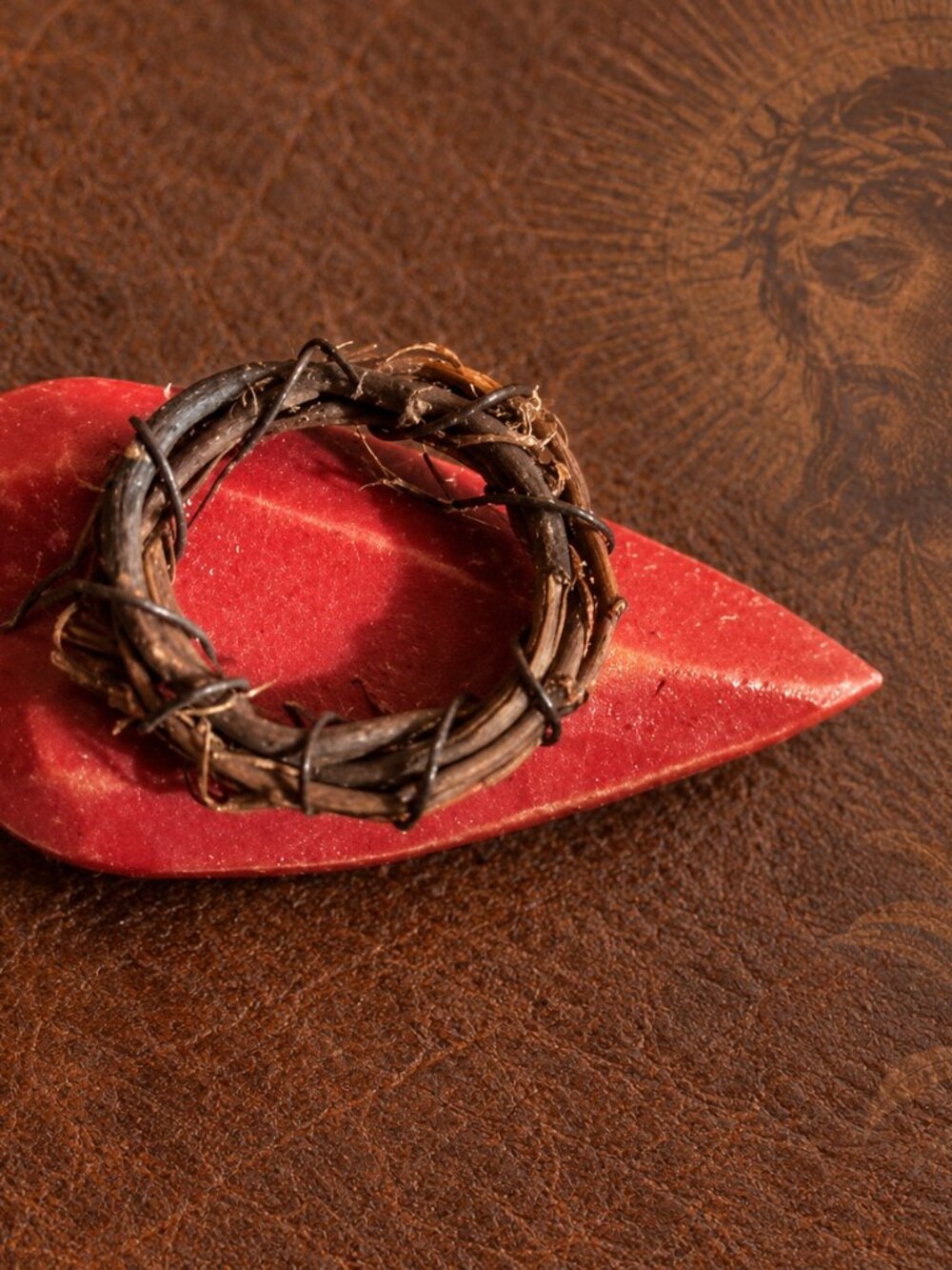 Jesus Christ Crown Of Thorns Love Heart Vintage Handmade Lapel Pin Brooch Badge - Picture 2 of 4